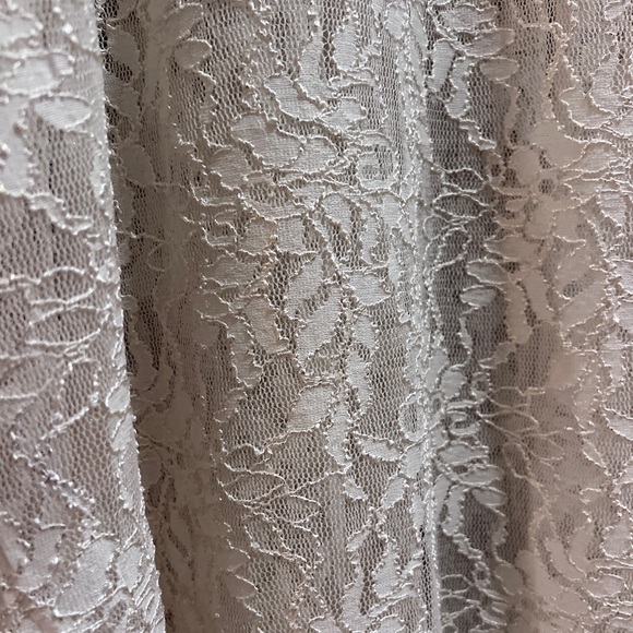 Laurie and Joe Bohemian White Lace Embroidered Tassel Wedding Dress S/M - Picture 9 of 10